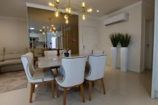MOBILIADO E DECORADO