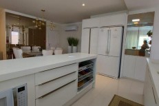 MOBILIADO E DECORADO
