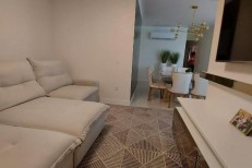MOBILIADO E DECORADO