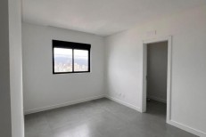 DIAMOND TOWER, NO CORAO DA MEIA PRAIA