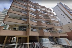 OPORTUNIDADE DE MORADIA NA MEIA PRAIA