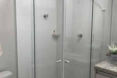 OPORTUNIDADE DE MORADIA NA MEIA PRAIA