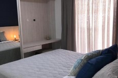 OPORTUNIDADE DE MORADIA NA MEIA PRAIA