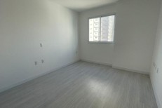 AMPLO 4 SUTES NO CORAO DA MEIA PRAIA