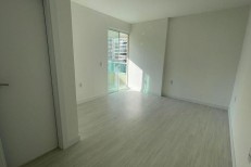 AMPLO 4 SUTES NO CORAO DA MEIA PRAIA