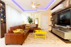 LINDA COBERTURA DUPLEX EM MEIA PRAIA PROX. MAR