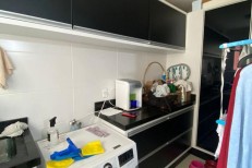 OPORTUNIDADE APARTAMENTO NO CORAO DA MEIA PRAIA