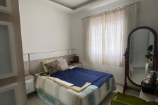 OPORTUNIDADE APARTAMENTO NO CORAO DA MEIA PRAIA