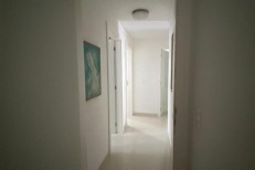 OPORTUNIDADE APARTAMENTO NO CORAO DA MEIA PRAIA