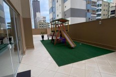 OPORTUNIDADE APARTAMENTO NO CORAO DA MEIA PRAIA