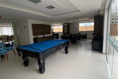 OPORTUNIDADE APARTAMENTO NO CORAO DA MEIA PRAIA