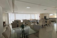 OPORTUNIDADE APARTAMENTO NO CORAO DA MEIA PRAIA