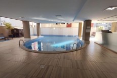 OPORTUNIDADE APARTAMENTO NO CORAO DA MEIA PRAIA