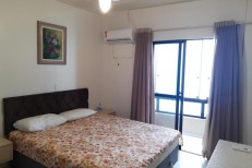 APARTAMENTO  80M D0 MAR EM MEIA PRAIA