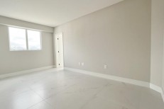 EXCELENTE APARTAMENTO 4 SUTES NOVO COM VISTA MAR 