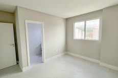 EXCELENTE APARTAMENTO 4 SUTES NOVO COM VISTA MAR 