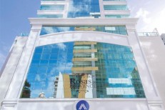 APARTAMENTO MOBILIADO NA QUADRA DO MAR 