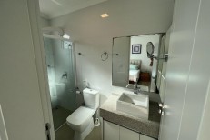 APARTAMENTO MOBILIADO NA QUADRA DO MAR 