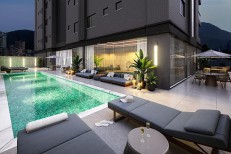 THIESEN RESIDENCE 