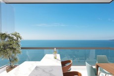 APARTAMENTO COM 03 SUTES  50 METROS DO MAR