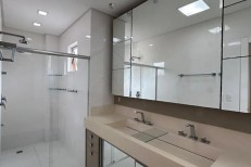 APARTAMENTO MOBILIADO FRENTE AVENIDA