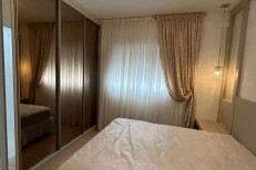 APARTAMENTO MOBILIADO FRENTE AVENIDA