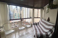 APARTAMENTO MOBILIADO DE FRENTE PRA RUA