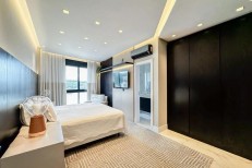 APARTAMENTO FRENTE MAR FINAMENTE MOBILIADO 