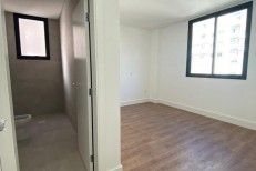 APARTAMENTO COM 03 SUTES 
