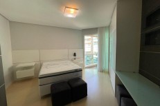 APARTAMENTO FRENTE AO MAR