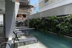 APARTAMENTO FRENTE AVENIDA, QUADRA MAR MEIA PRAIA