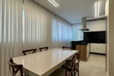 APARTAMENTO DIFERENCIADO COM VISTA MAR PERMANENTE 