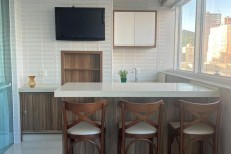 APARTAMENTO DIFERENCIADO COM VISTA MAR PERMANENTE 