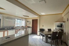APARTAMENTO NA PRAIA PARA RENTABILIZAR 