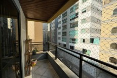 APARTAMENTO NA PRAIA PARA RENTABILIZAR 