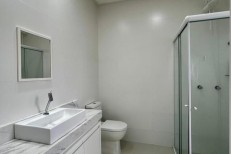 03 SUITES PRONTO PARA MORAR NA MEIA PRAIA