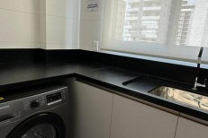 APATAMENTO PRONTO E MOBILIADO COM 3 SUTES 