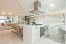 APARTAMENTO FINAMENTE MOBILIADO