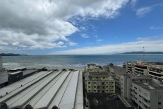 COBERTURA FRENTE AVENIDA