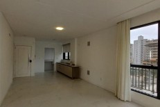 APARTAMENTO NA MEIA PRAIA
