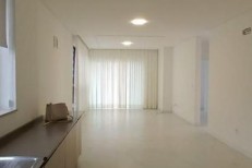 APARTAMENTO NA MEIA PRAIA