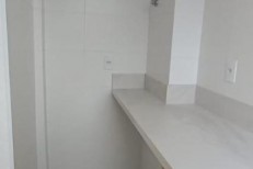 APARTAMENTO NA MEIA PRAIA