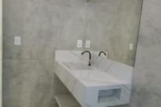 APARTAMENTO NA MEIA PRAIA