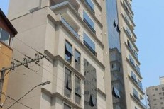 APARTAMENTO NA MEIA PRAIA