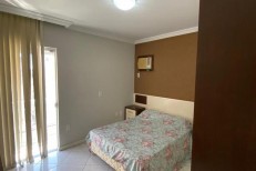 NO CORAO DA MEIA PRAIA