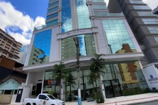 APARTAMENTO 3 SUITES FINAMENTE MOBILIADO