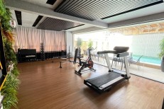 APARTAMENTO PRONTO  NO CORAO DA MEIA PRAIA 