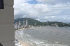 APARTAMENTO COM VISTA PARA O MAR 