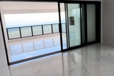 APARTAMENTO COM VISTA PARA O MAR 