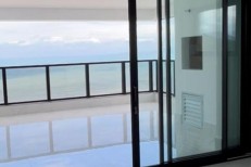 APARTAMENTO COM VISTA PARA O MAR 